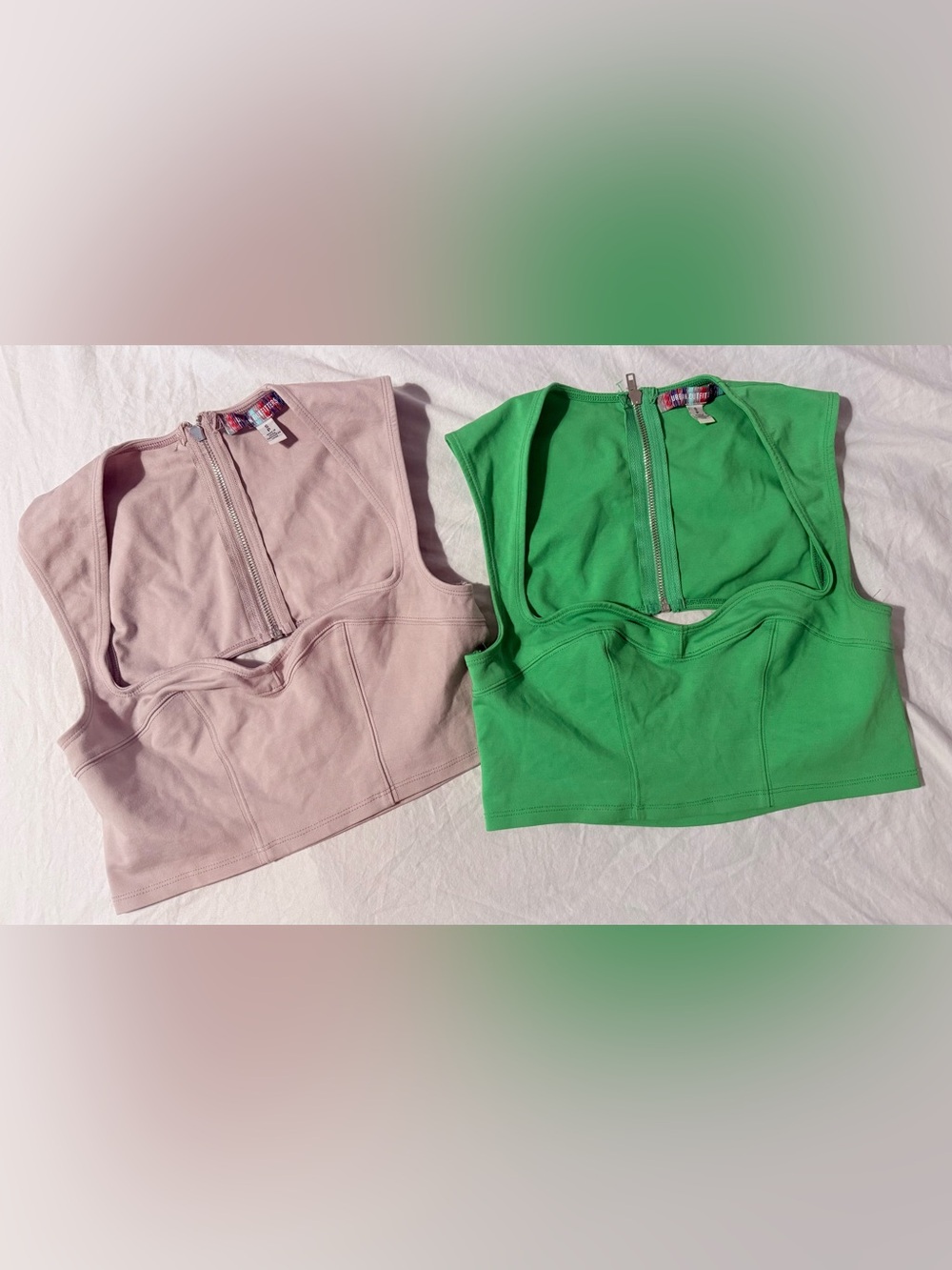 ✨Urban Outfitters Peekaboo Back Tops✨
